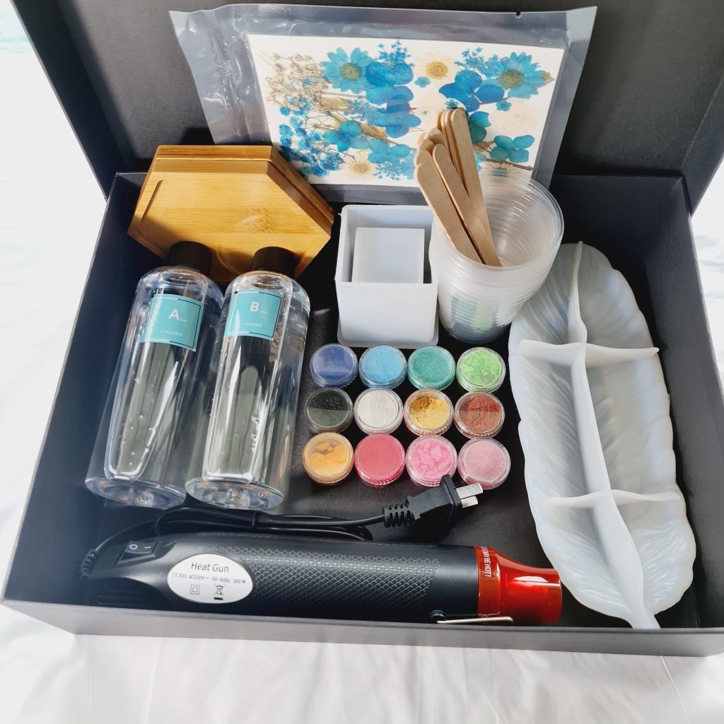 (DIY Kit + Recorded Session) Resin Art – Hommeet